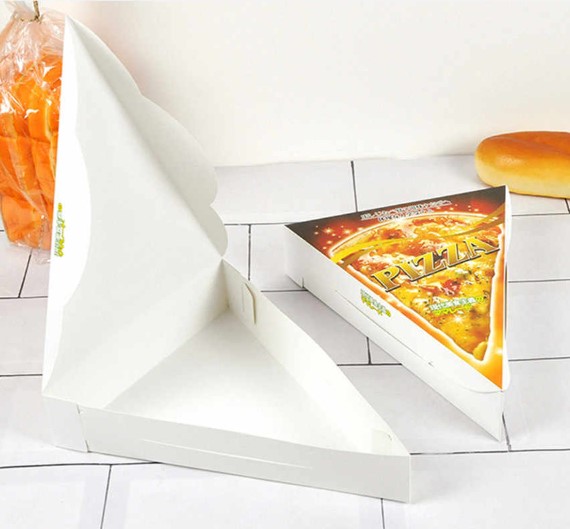 hop-dung-pizza-2